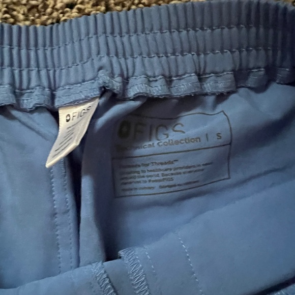 Figs scrub set in Ceil Blue - size small - Picture 5 of 5